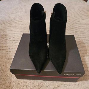 Vince Camuto black suede booties size 8 1/2
